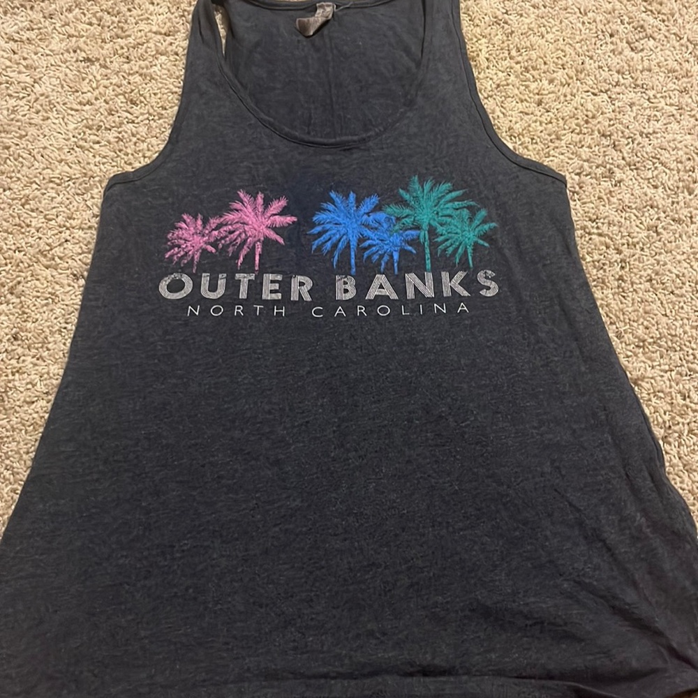 Brand: Platinum, Medium, dark gray, different color, palm trees.